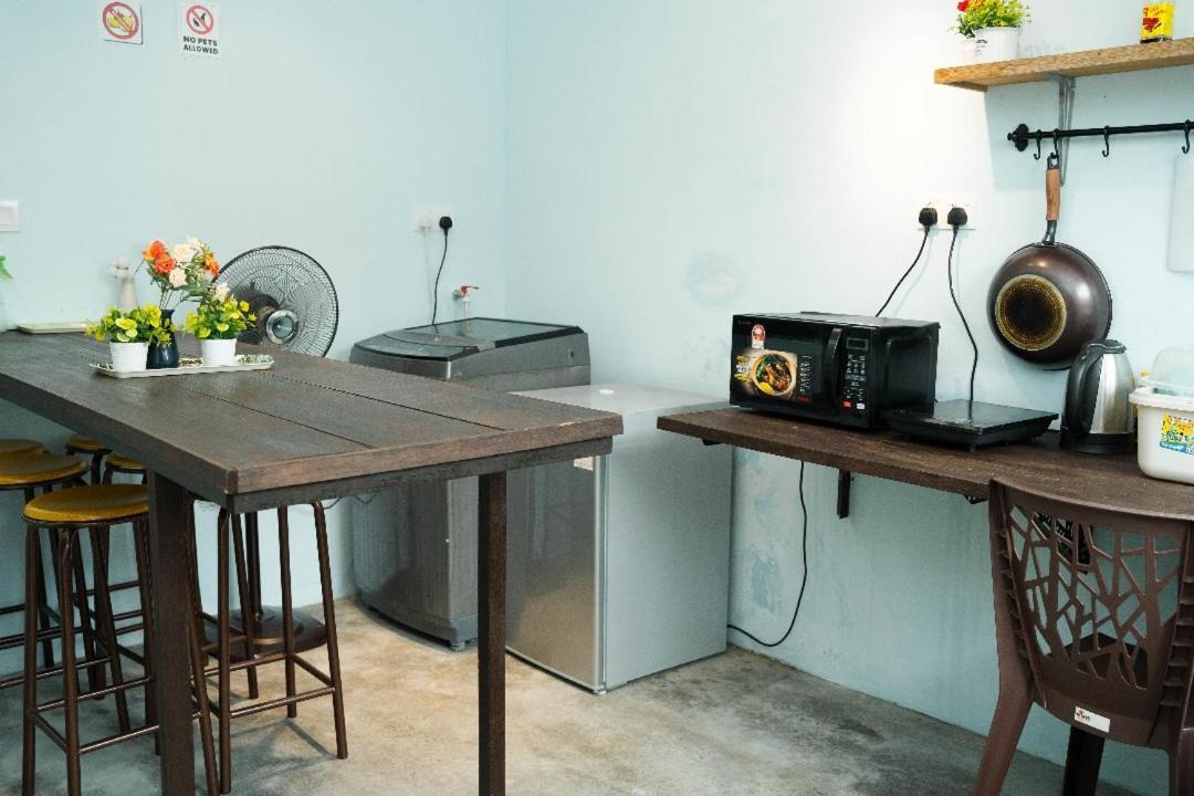 Homestay 5 Minute Walk To Hukm Kuala Lumpur Exterior photo